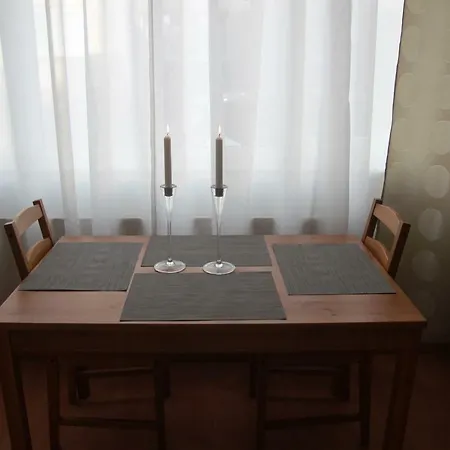 Wolf Apartment *